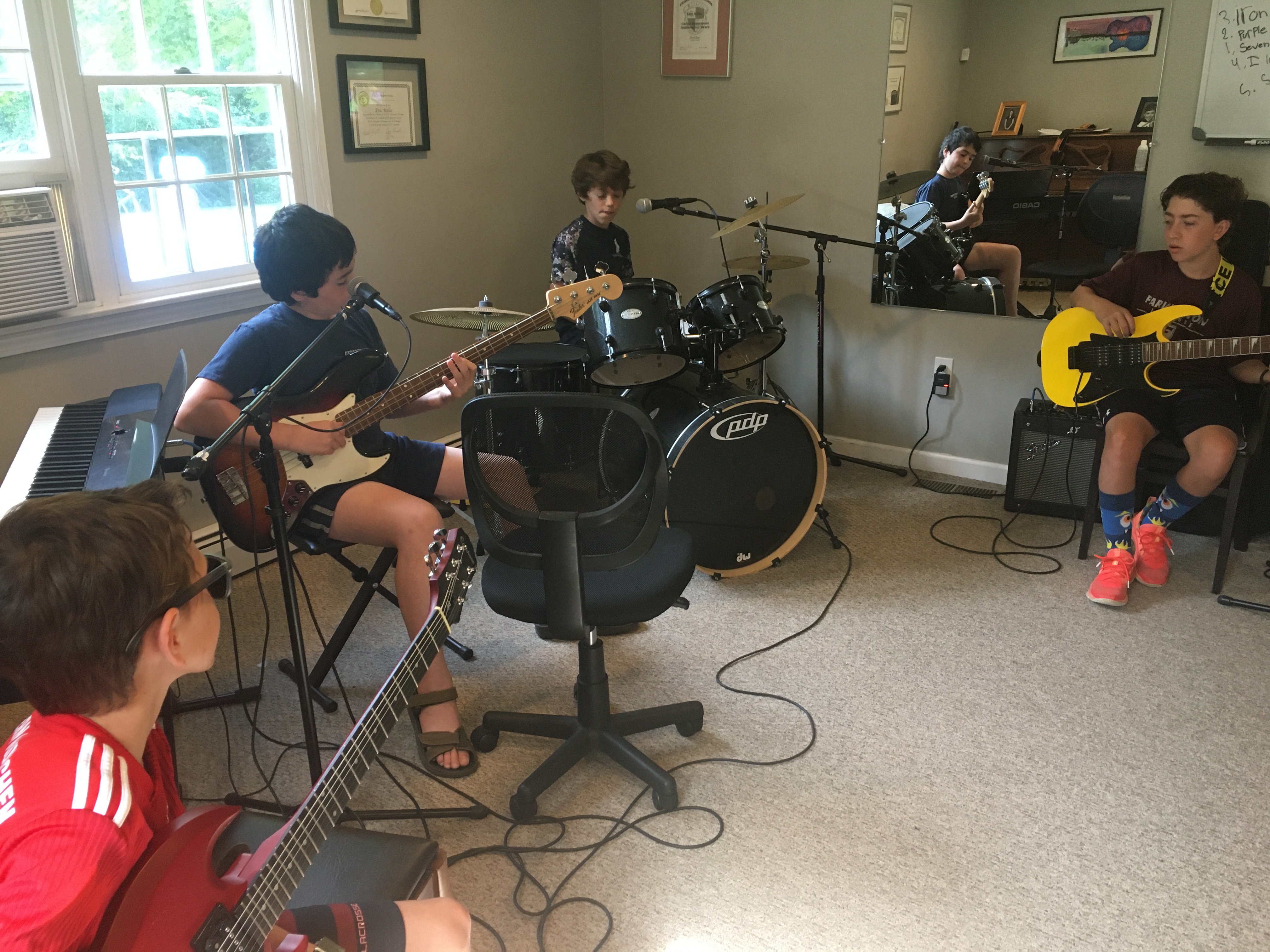 group-classes-miller-music-lessons-guitar-lessons-piano-lessons-farmington-avon-simsbury-ct